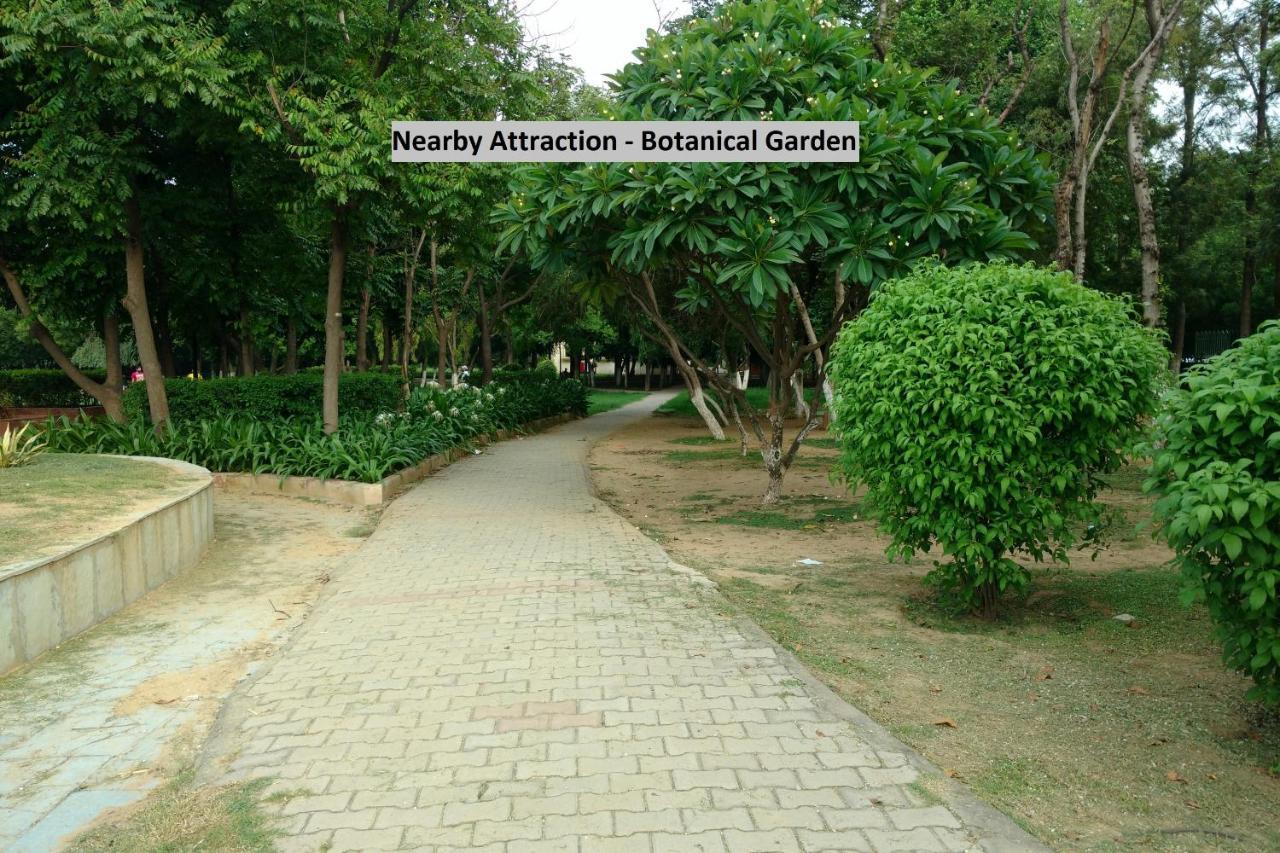Oyo 6608 Sector 56 Hotel Badshahpur Exterior photo